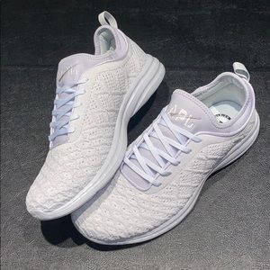 BRAND NEW NEVER WORN APL Techloom phantom